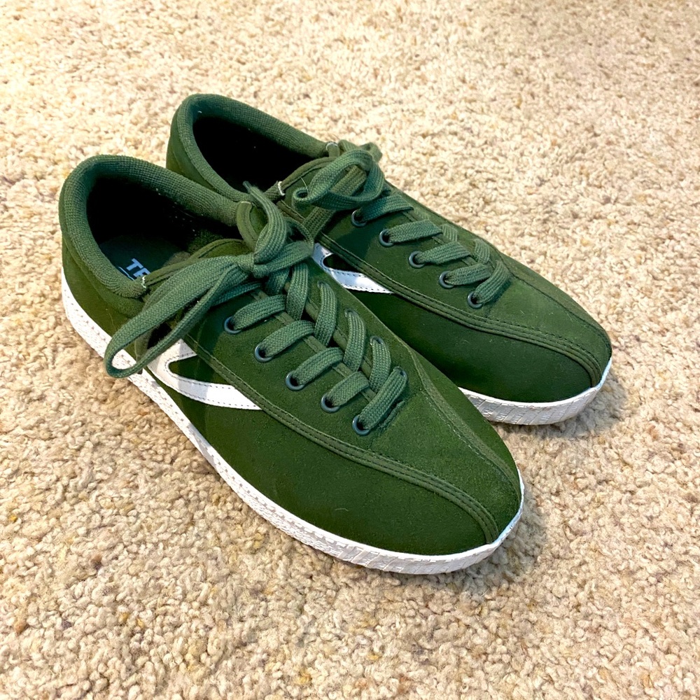 Tretorn Women’s Leather Suede Lace-up Sneakers